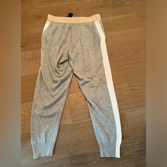 Monrow Large Joggers. ⚡️💗 - Picture 2 of 4